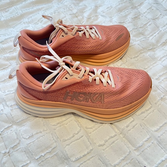 Women’s Hoka Bondi 8 - Picture 2 of 4